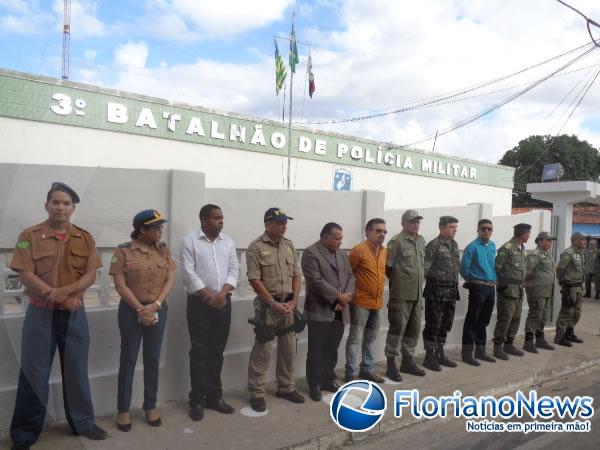 3º BPM realiza solenidade de entrega de uniformes dos alunos do CFSd 2015.(Imagem:FlorianoNews)