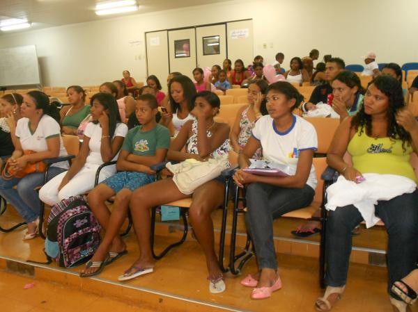 ProJovem Urbano de Floriano celebrou o Dia das Mães.(Imagem:Divulgação)