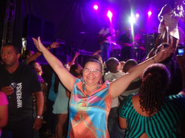 Show com Margareth Menezes levou o público ao delírio em Floriano.(Imagem:FlorianoNews)