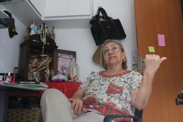 Cáritas decidiu se separar após 38 anos de casamento e se formou em direito. (Imagem: Maria Romero/G1)