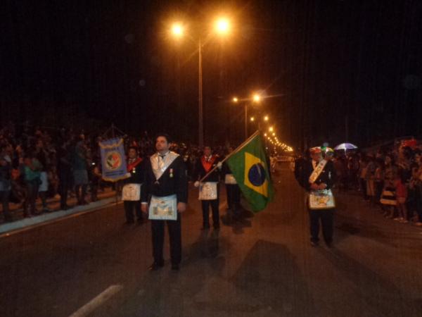 Desfile cívico de 7 de Setembro reuniu milhares de pessoas em Floriano.(Imagem:FlorianoNews)