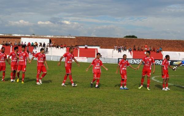 Time do 4 de Julho pode participar com time caseiro do Piauiense em 2014 (Foto: Renan Morais)Time do 4 de Julho pode participar com time caseiro do Piauiense em 2014.(Imagem:Renan Morais)