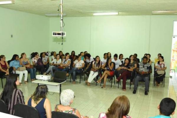 Reunião discute saúde da mulher em Floriano.(Imagem:SECOM)