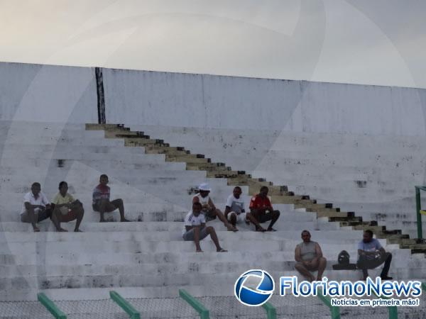 Flamengo-PI treina no Estádio Tiberão para enfrentar Atlético-GO.(Imagem:FlorianoNews)