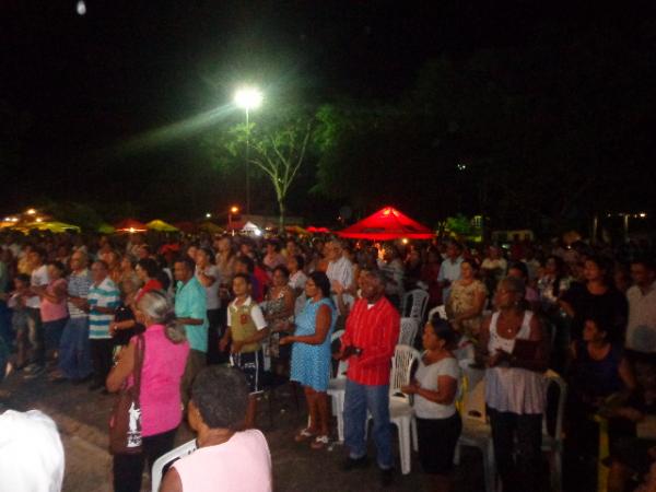 Procissão encerra festejo de Santa Cruz, no bairro Alto da Cruz(Imagem:FlorianoNews)