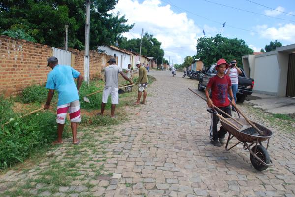 Prefeitura Municipal de Barão intensifica limpeza da cidade.(Imagem:Assessoria de Comunicação)