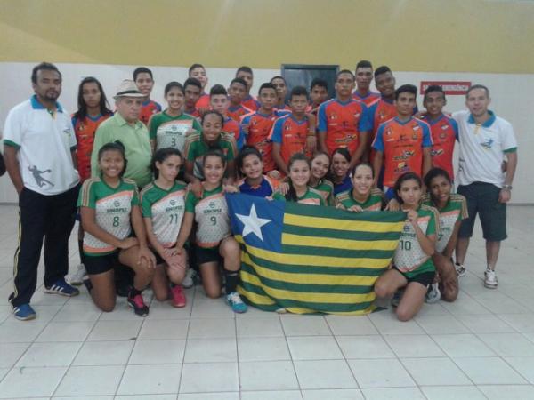 Seleções masculino e feminino do Piauí na Copa Nordeste cadete.(Imagem:Arquivo pessoal)