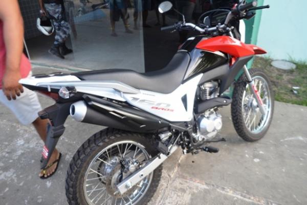 Homem acusado de duplo homicídio é preso com moto roubada no Piauí(Imagem:180graus)