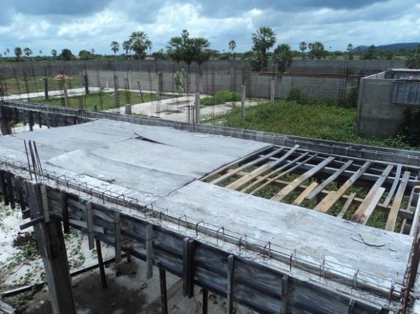 Obra da Casa de Detenção de Campo Maior está parada há 4 anos e custou R$ 1 milhão.(Imagem:Sinpoljuspi)