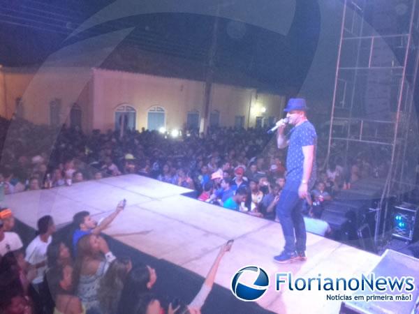 Aniversário de Floriano foi comemorado com festa dançante.(Imagem:FlorianoNews)