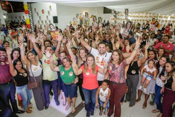 Rejane Dias e Janaínna Marques lançam candidatura em Floriano.(Imagem:Ascom)