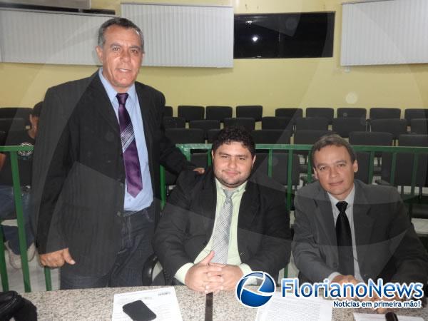Vereadores Everaldo Elvas (PSB), André Melo (PT) e Fabio Braga (PP).(Imagem:FlorianoNews)