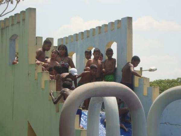 Crianças no Tobogã(Imagem:redação)