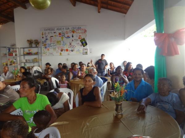 CAPS II realiza festa de Natal para usuários e familiares. (Imagem:FlorianoNews)