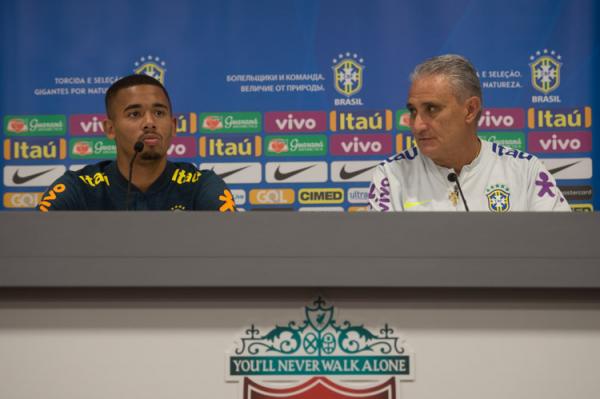 Gabriel Jesus será Capitão do Brasil contra Croácia.(Imagem:Uol/Folhapress)