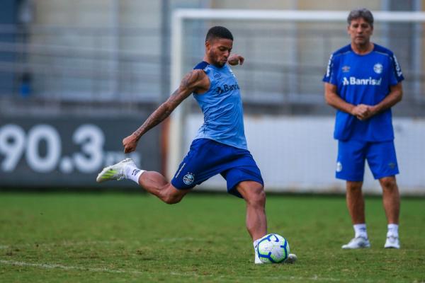 Renato diz que teve conversa com André após registro de B.O contra o atacante.(Imagem:Lucas Uebel/Grêmio)