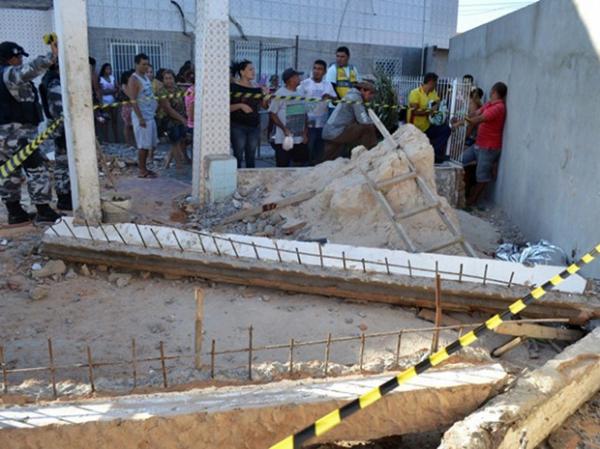 Pedreiro morreu após ser atingido pela coluna de concreto.(Imagem:Kairo Amaral/Portalcostanorte)