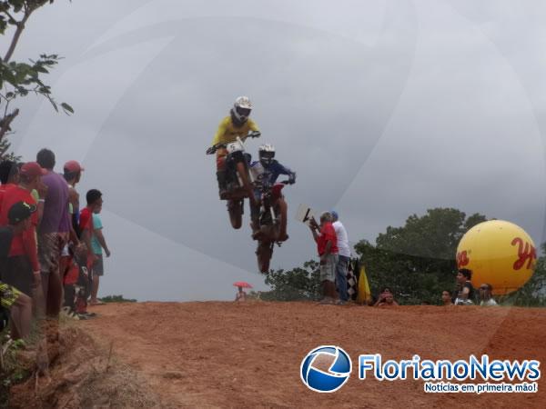 Emoção em duas rodas e muita adrenalina marcaram o I Motocross Arena Show de Floriano.(Imagem:FlorianoNews)