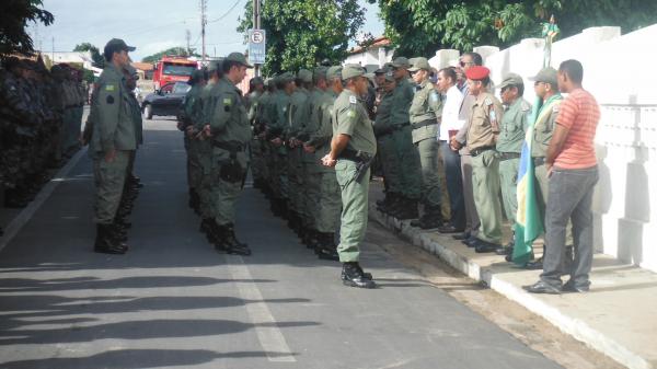 Polícia Militar realizou solenidade de formatura e entrega de medalhas honoríficas em Floriano.(Imagem:FlorianoNews)