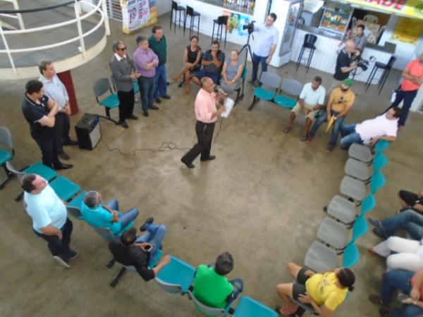 Deputados Gustavo Neiva e Rubens Martins vistoriam Terminal Rodoviário de Floriano.(Imagem:FlorianoNews)