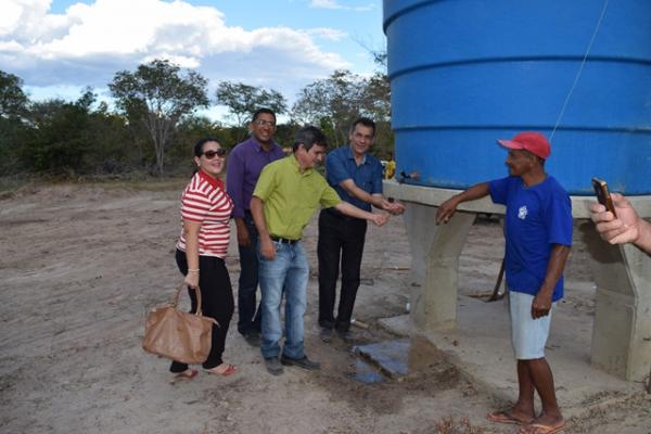 Comunidade Malhada Vermelha é contemplada com Sistema de Distribuição de Água.(Imagem:Waldemir Miranda)