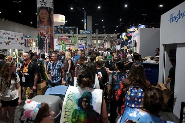 Corredores do Exhibit Hall, da San Diego Comic-Con, ficam sempre lotados.(Imagem:Gage Skidmore/Wikimedia Commons)