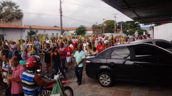 Bênção e Missa de Ramos abrem oficialmente a Semana Santa em Floriano.(Imagem:FlorianoNews)