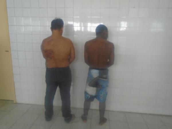 Suspeitos de roubo em Floriano são encaminhados para Penitenciária.(Imagem:FlorianoNews)