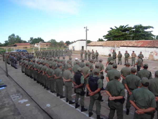 Cel Lisandro realizou primeira Formatura Geral no 3º BPM.(Imagem:FlorianoNews)