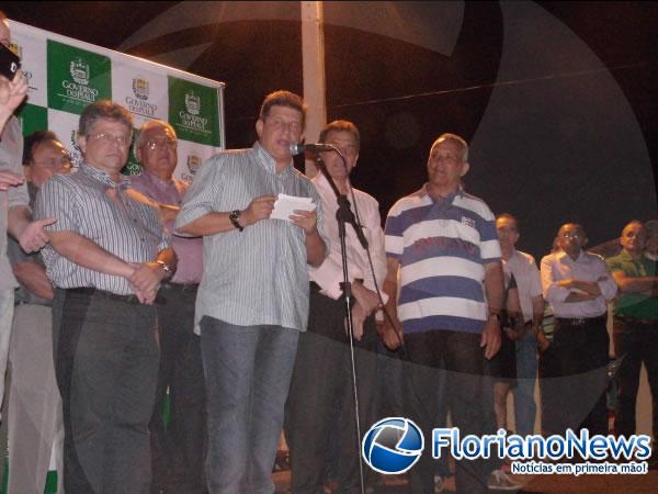Governador Zé Filho sancionou lei de regularização fundiária do Cajueiro II.(Imagem:FlorianoNews)