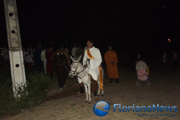 Católicos comemoram Domingo de Ramos. (Imagem:FlorianoNews)