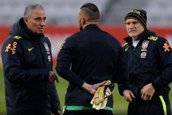 Com Willian completando trio de ataque, Tite esboça time titular.(Imagem:Gazeta Esportiva)