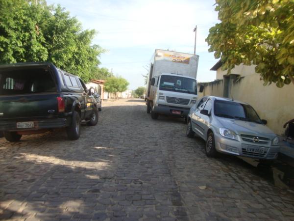 Carros pra o transporte das urnas(Imagem:redação)