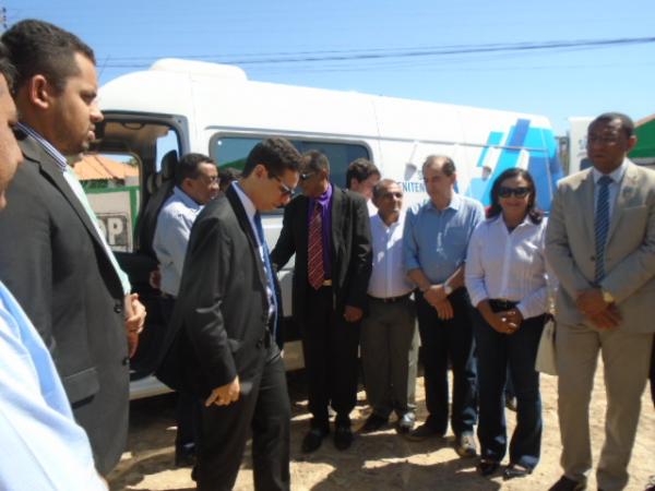 Agentes penitenciários de Floriano recebem viatura e equipamentos de segurança.(Imagem:FlorianoNews)