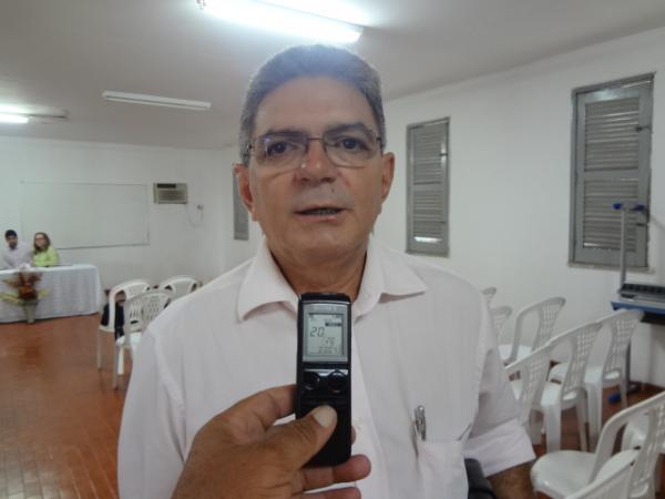 Professor Nelson Júnior, Secretário Municipal de Educação.(Imagem:FlorianoNews)