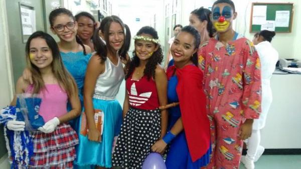 Estudantes realizam ação social no Hospital Tibério Nunes.(Imagem:Brígida Barbosa)