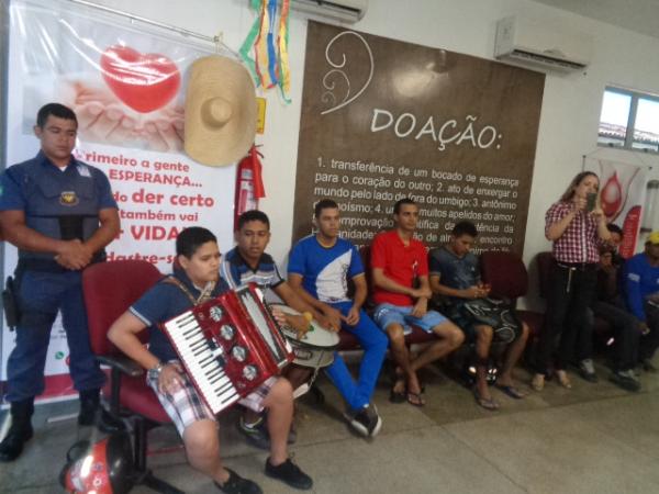 Hemocentro de Floriano comemora Dia Mundial do Doador de Sangue.(Imagem:FlorianoNews)