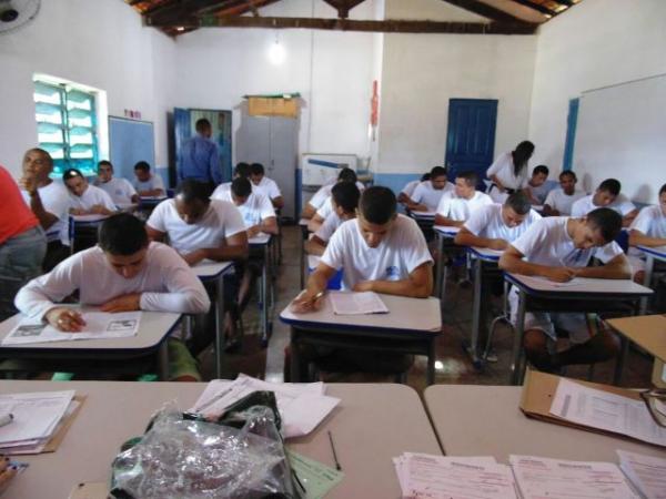 Detentos da Penitenciária Gonçalo de Castro Lima realizam provas do Enem.(Imagem:PGCL)