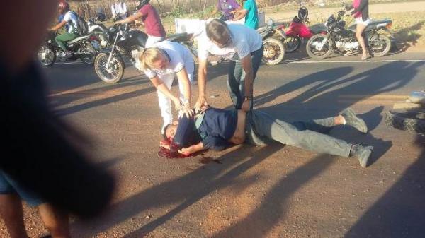 Motociclista fica gravemente ferido em acidente em Barão de Grajaú.(Imagem:Reprodução/Whats App)