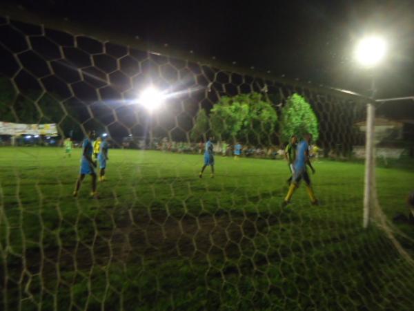 Pelada dos Amigos vence jogo e garante participação nas semifinais da Copa Silão.(Imagem:FlorianoNews)