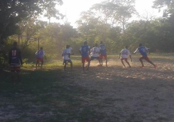 Equipe do Panelinha é eliminada após confusão com Juiz no Campeonato dos Pilões.(Imagem:FlorianoNews)