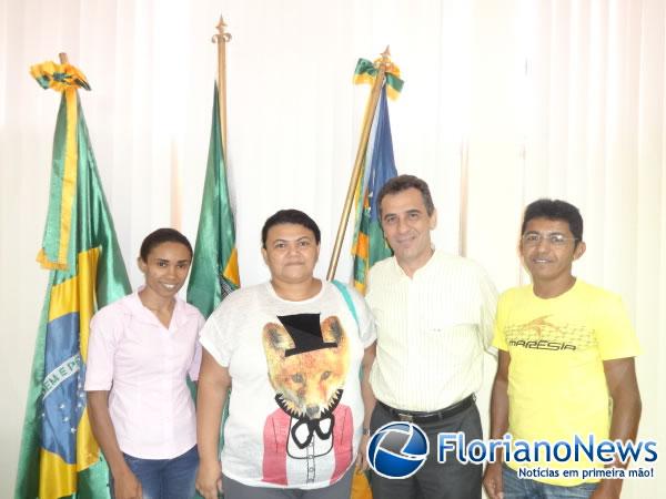 Gilberto Júnior se reúne com integrantes da Associação de Moradores do Bom Lugar.(Imagem:FlorianoNews)