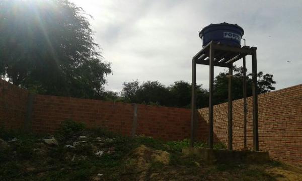 Residência é colocada a venda no bairro Tiberão.(Imagem:Arquivo pessoal)