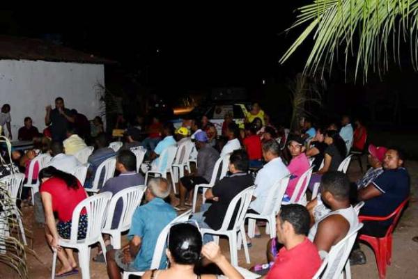 Reunião apresenta projeto de Regularização Fundiária aos moradores do bairro Cajueiro II.(Imagem:SECOM)