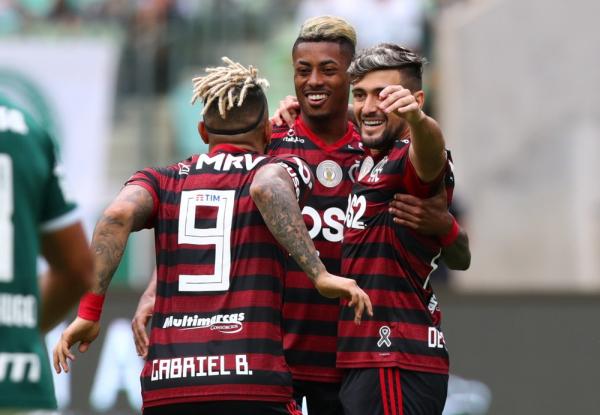 Trio do Flamengo encabeça votação do