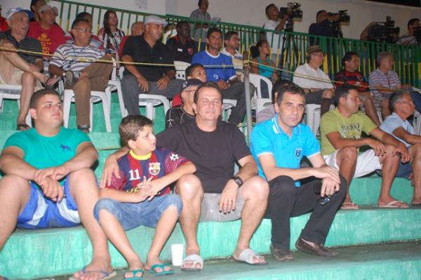 Dirigentes elogiam estrutura do Estádio Tiberão na partida Flamengo-PI e Atlético-GO.(Imagem:Waldemir Miranda)