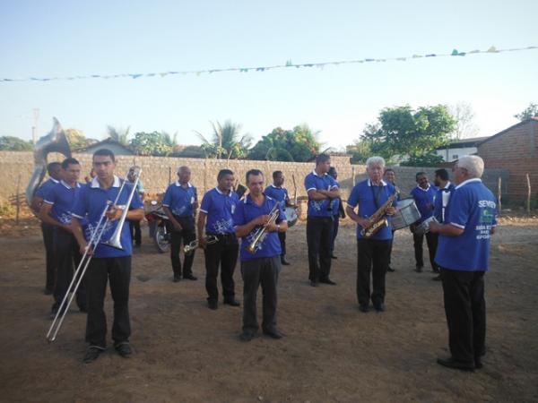 Alvorada festiva marca abertura dos festejos de Nossa Senhora Aparecida.(Imagem:FlorianoNews)