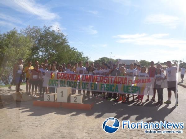 Acadêmicos da UESPI realizaram a 1ª Corrida Universitária de Floriano.(Imagem:FlorianoNews)