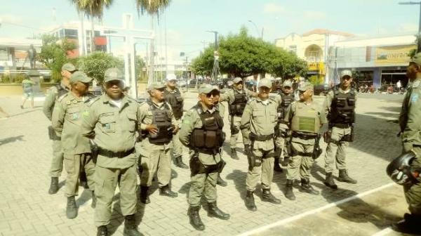 Lindomar Castilho se reúne com militares de Floriano e agradece trabalho do 3°BPM.(Imagem:FlorianoNews)