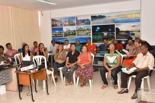 Executivo reúne representantes de bairros para discutir orçamento de Floriano 2019.(Imagem:FlorianoNews)